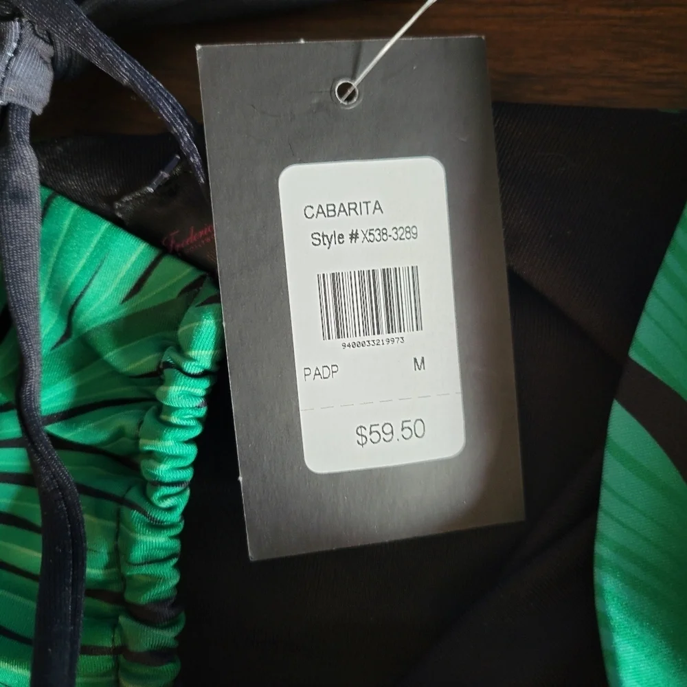 Frederick’s of Hollywood Cabarita One Piece Cutout Cheeky Medium NWT - Picture 5 of 5